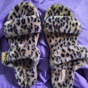 UGG Koolaburra Faux Fur Leopard Print Slide Sz. 12